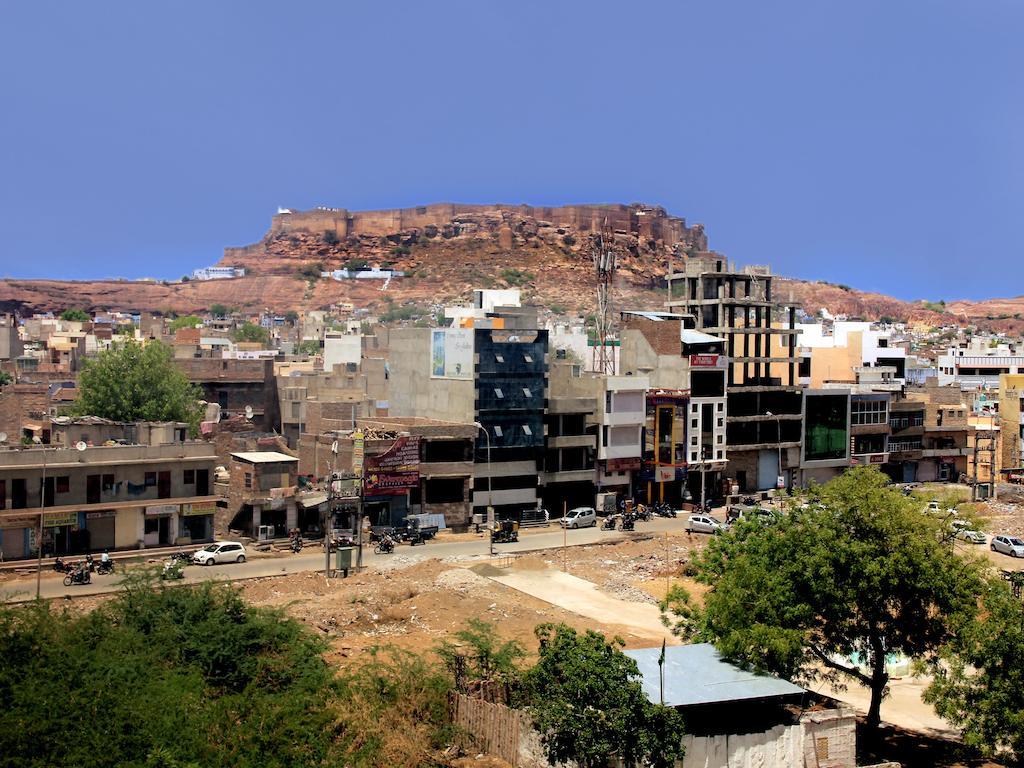 Utsav Hotel จ๊อดปูร์ ภายนอก รูปภาพ